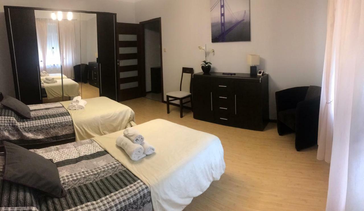 Apartment Family Krakow Bagian luar foto