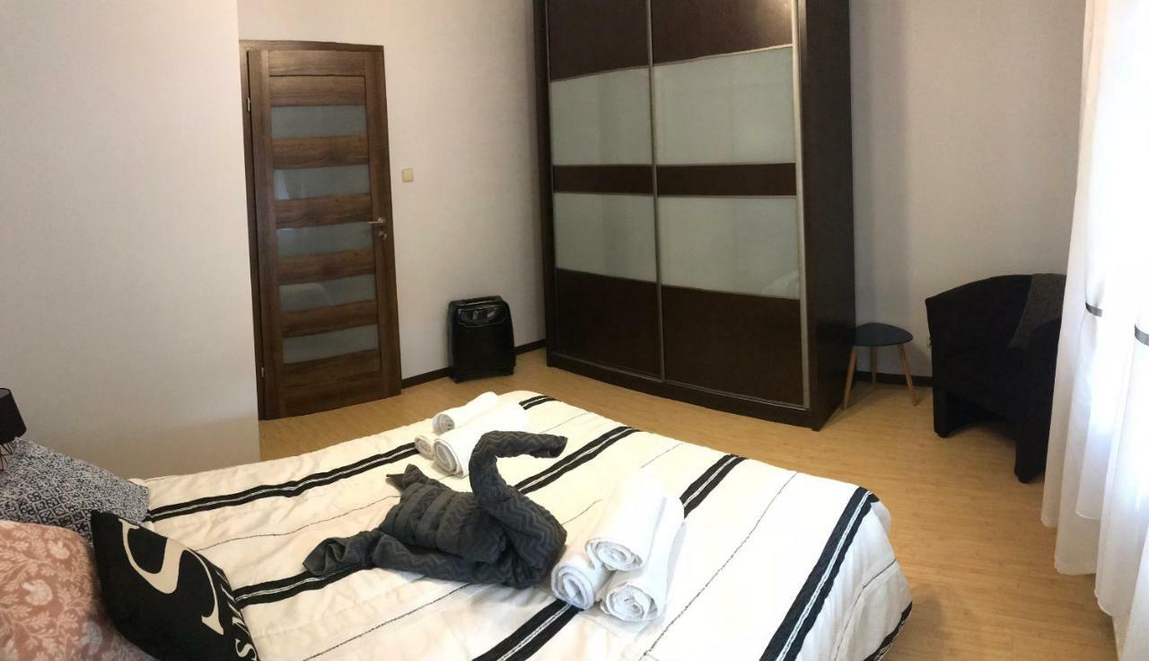 Apartment Family Krakow Bagian luar foto