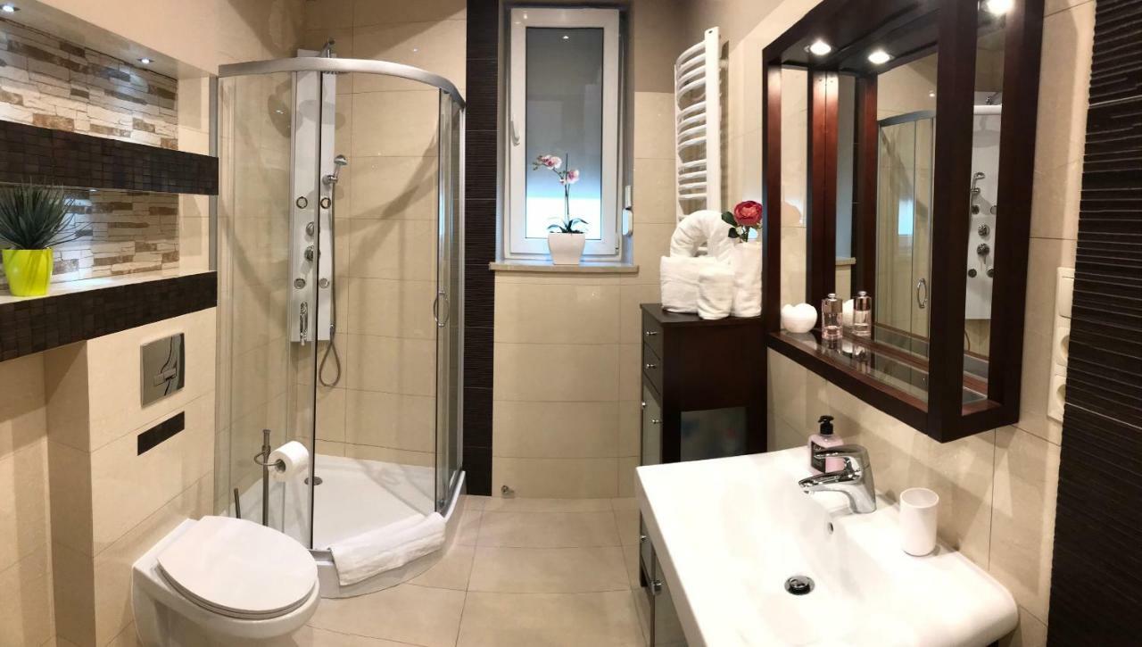 Apartment Family Krakow Bagian luar foto